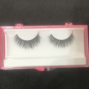 Mink lashes